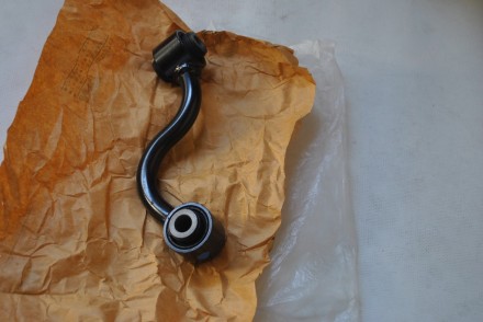 55619JD00A Nissan Тяга стабілізатора заднього ліва