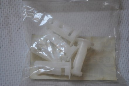 6228481F00 Nissan Втулка під саморіз 6228481F00 Nissan