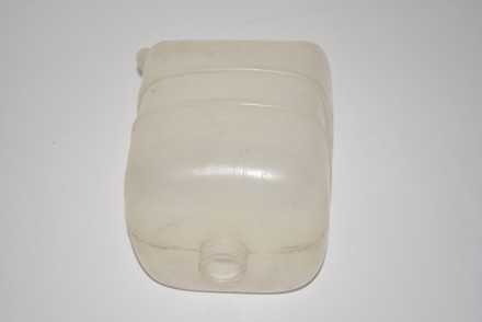 21010131101400 АвтоВАЗ Бачок розширювальний 21010-1311014-00 ВАЗ