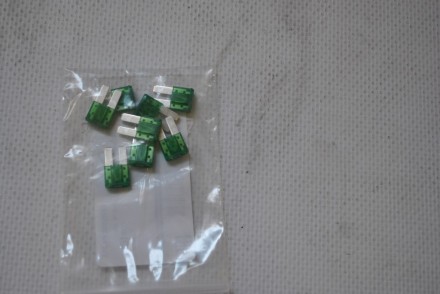 243197994A Nissan Запобіжник 30А  ATR micro2