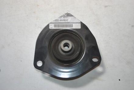 54320AV600 Nissan Подушка  передней  стойки