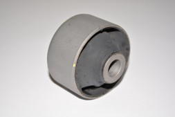 Сайлентблок переднього важеля передній CVKH-91 Hyundai/KIA