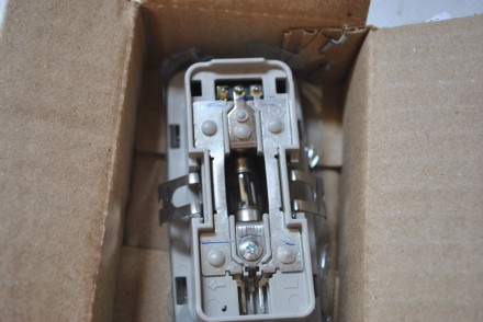 264654EA0A Nissan Ліхтар підсвітки салону задній лівий