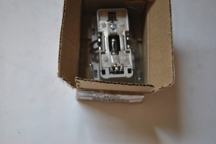 264604EA0A Nissan Ліхтар підсвітки салону задній правий