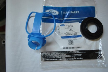 5360841 Ford Сальник напіввісі АКПШ 6F55 &quot;Transit 2016- &quot;