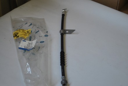 2327935 Ford Шланг гальмівний правий &quot;Mondeo 2014 (CNG)&quot;(не актуальний)