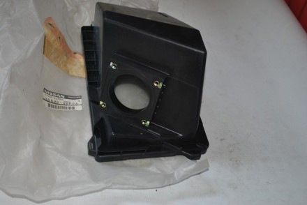 1652695F0A Nissan Корпус повітряного фільтра