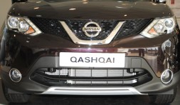 Декоративна захисна накладка передн. бампера J11 KE5404E50S Nissan