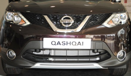 KE5404E50S Nissan Декоративна захисна накладка передн. бампера J11 KE5404E50S Nissan