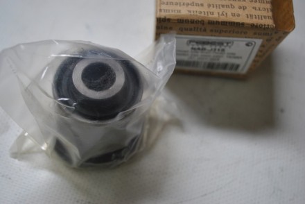 NABJ31S Febest Сайлентблок пер рыч пер