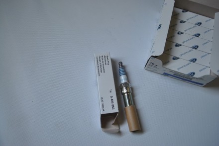 5425858 Ford Свічка запалювання &quot;Edge 2.0L 2015-&quot;