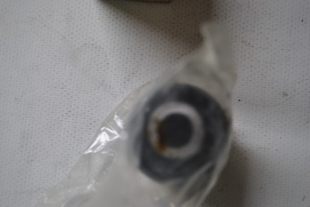 NAB290 Febest Сайлентблок заднього амортизатора верхній