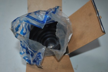 Q0040080 Q-Fix Пильник шруса