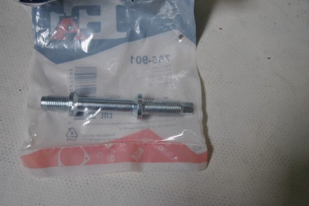 755901 Fischer Automotiv Болт