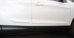 Бічні молдинги порогів дверей J11 чорні (Z11) KE7604E52B Nissan