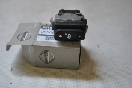 25500JD00B Nissan Кнопка  обогрева