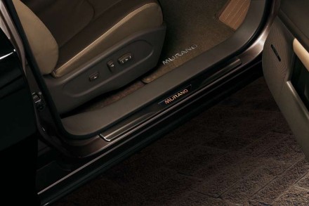 G69501AN00 Nissan Накладки порогов с подсветкой Z51 G69501AN00 Nissan