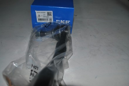 VKDY812020 SKF Наконечник рульової тяги лівий