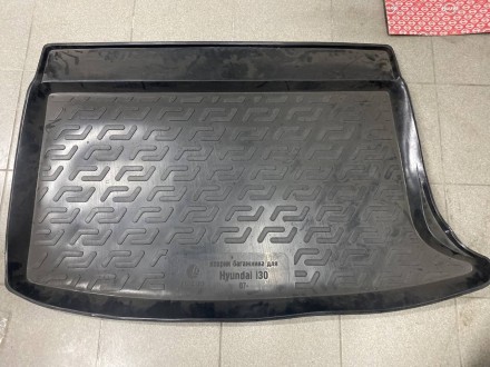 КилимбагажникаI30 L.Locker Килим багажника I-30 Llocker