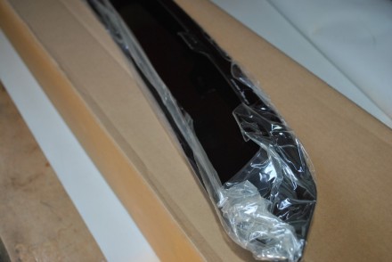 KE6104M400 Nissan Дефлектор капота B17R