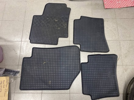 КилимкисалонуHYUNDAIі20 NOVLINE Килимки салону HYUNDAI і20 Novline