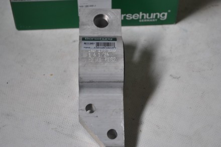 B11351 Borsehung Сайленблок переднього важеля