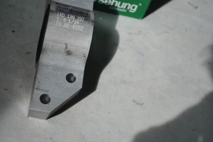 B11352 Borsehung Сайленблок переднього важеля