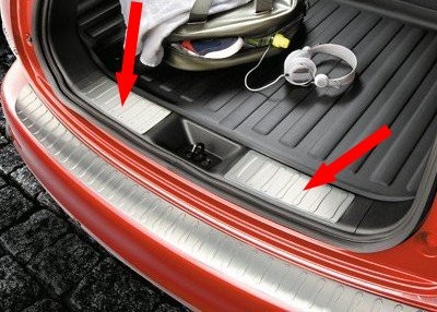 KE9671K020 Nissan Защитные накладки порогов багажника F15 KE9671K020 Nissan