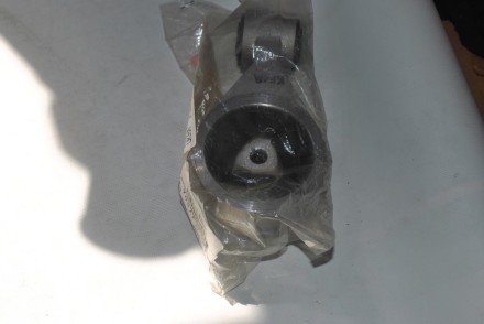 11350JY20A Nissan Подушка ДВС верхня задня