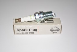 Свічка запалювання BKR6EY-11 224012J206 Nissan