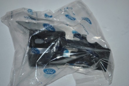 2508899 Ford Кронштейн датчика ABS передній правий &quot;Transit 201