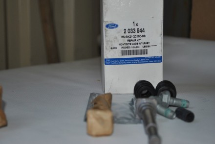 2033944 Ford Направляюча супорта &quot;Transit 2008-&quot;