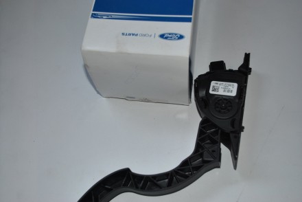 1850586 Ford Педаль акселератора в сборі