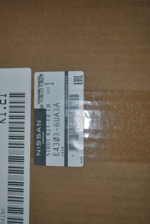 E43036UA3A Nissan Амортизатор передній лівий