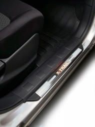 Накладки порогов с подсветкой T31 G6950JH130 Nissan