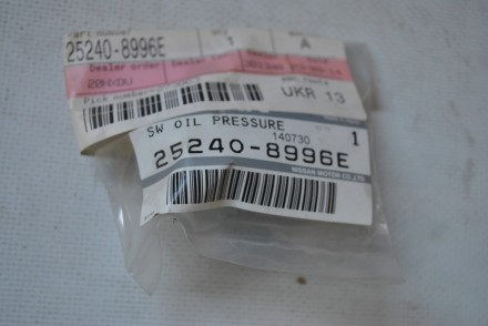 252408996E Nissan Датчик тиску оливи