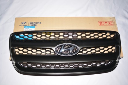 865602B000 Hyundai/Kia Решітка радіатора 86560-2B000 Hyunda Santa Fe