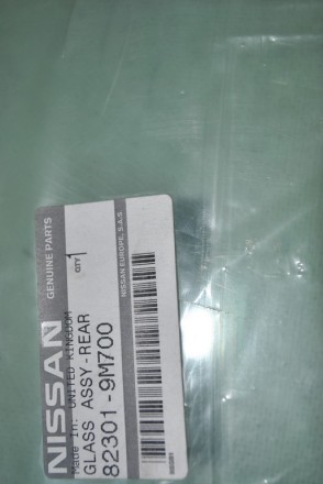 823019M700 Nissan Стекло боков дв Альмера + Классик
