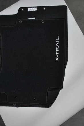 KE7456F001 Nissan Килимки велюрові Т32