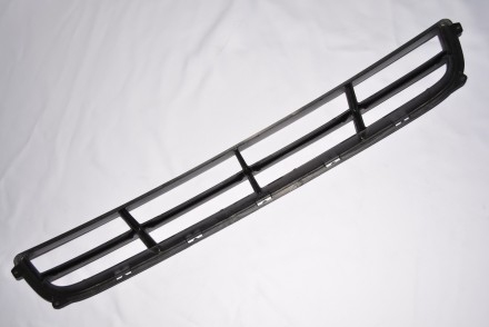 865613K000 Hyundai/Kia Решітка бампера переднього центральна 86561-3K000 Hyundai Sonata