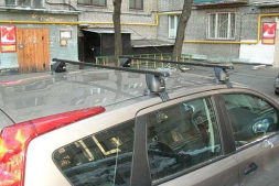 Поперечины  на  крышу KE7309U001 Nissan