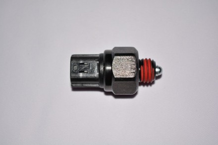9386049600 Hyundai/Kia Сенсор включення фонарів заднього ходу 93860-49600 Hyundai/KIA