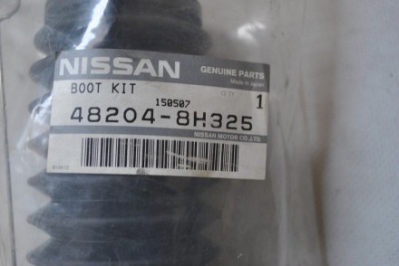 482048H325 Nissan Пыльник  рулевой  рейки