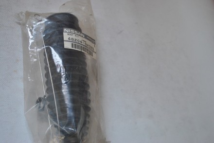 482048H325 Nissan Пыльник  рулевой  рейки