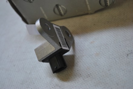 K8830EG000 Nissan Сенсор  AIR BAG  боковой