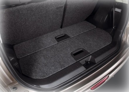 849069U000 Nissan Полка багажника 849069U000 Nissan