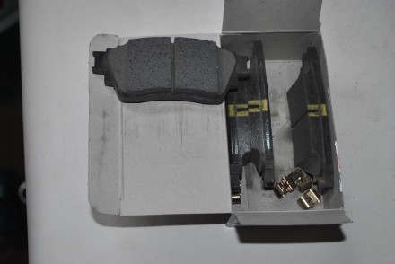 d40606ta1a Nissan Колодки гальмівні задні 