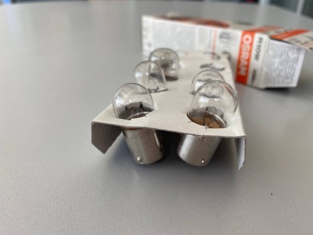 5008 ONNURI Автолампа допоміжного освітлення R10w 12v 10w 5008 OSRAM