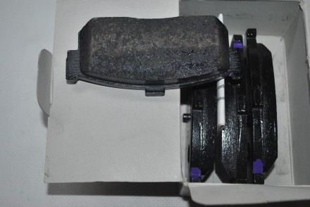 D40605M490 Nissan Колодки гальмівні задні