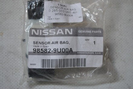985829U00A Nissan Датчик удара